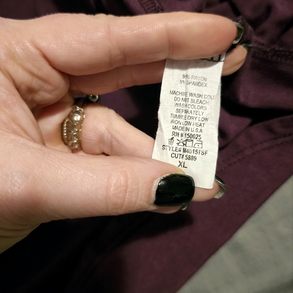 Womens blouse maroon XL - Picture 3 of 3